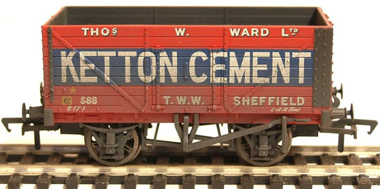 Bachmann Branchline 37-134A 8 Plank Wagon Ketton Cement (weathered) - Chester Model Centre