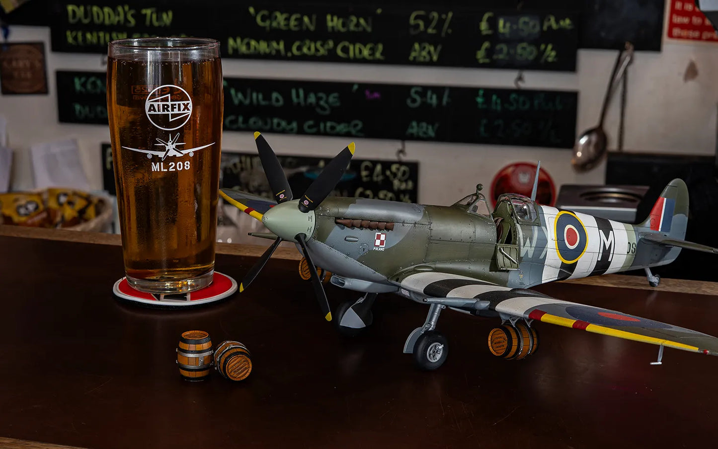 Airfix A17001A 1:24 Supermarine Spitfire Mk.IXc - Flying Dray with Airfix Pint Glass - Chester Model Centre