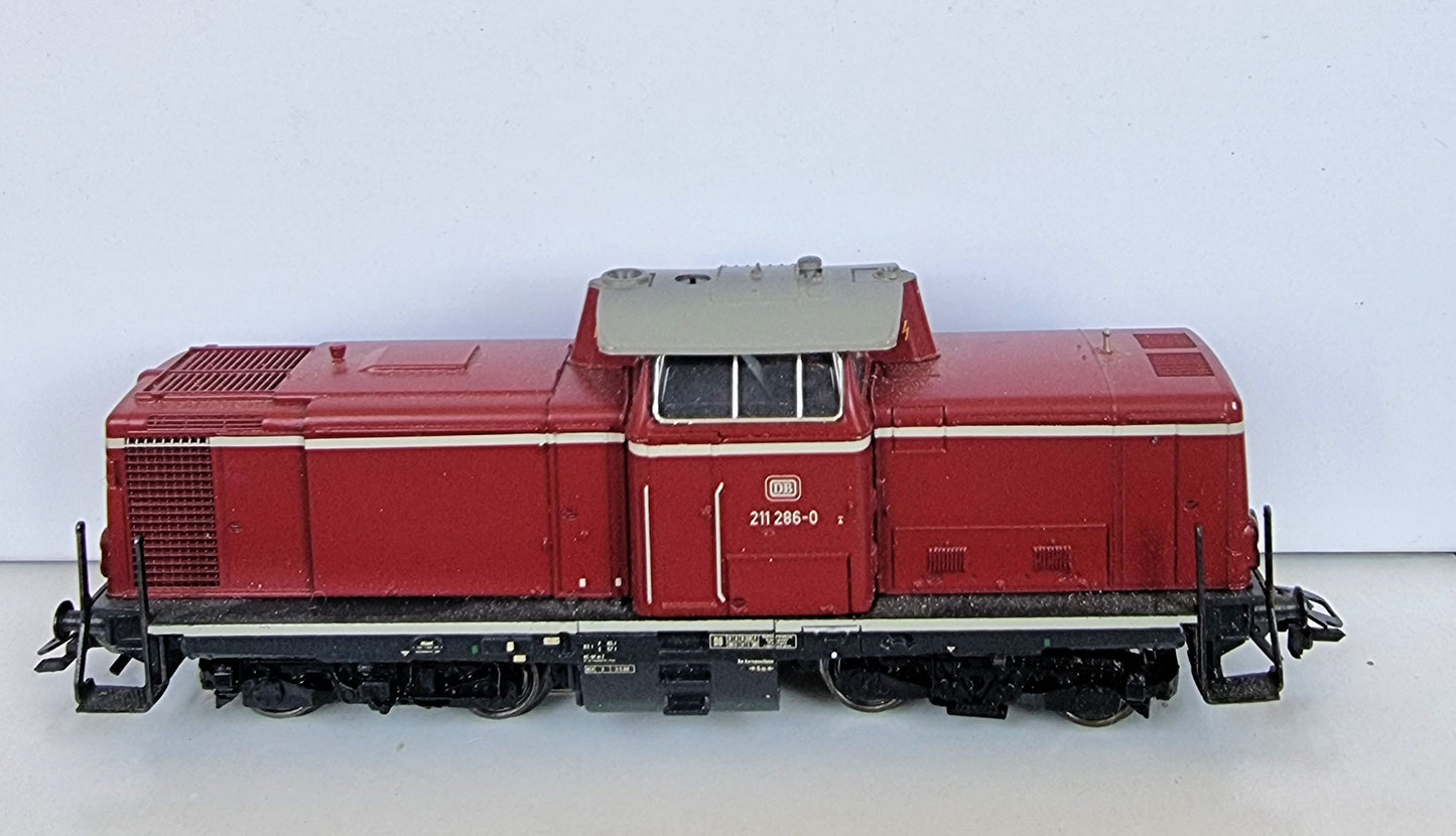 Marklin 3-Rail 3473 BR 211 286-0 - Chester Model Centre