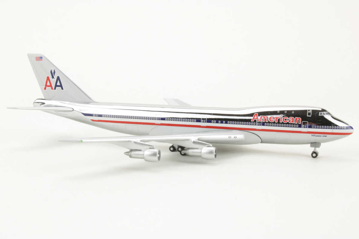 StarJets 1:500 American Airlines Boeing 747-100 SJAAL181 - Chester Model Centre