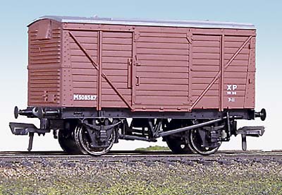 Bachmann Branch line 37-801 12 Ton planked ventilated van M508587 in BR Brown - Chester Model Centre