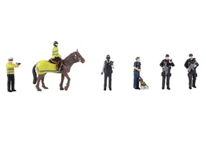 Bachmann Branchline 36-440 Modern Police Figures - Chester Model Centre