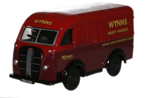 Oxford Diecast Austin 3 Way Van Wynns - 1:76 Scale - Chester Model Centre