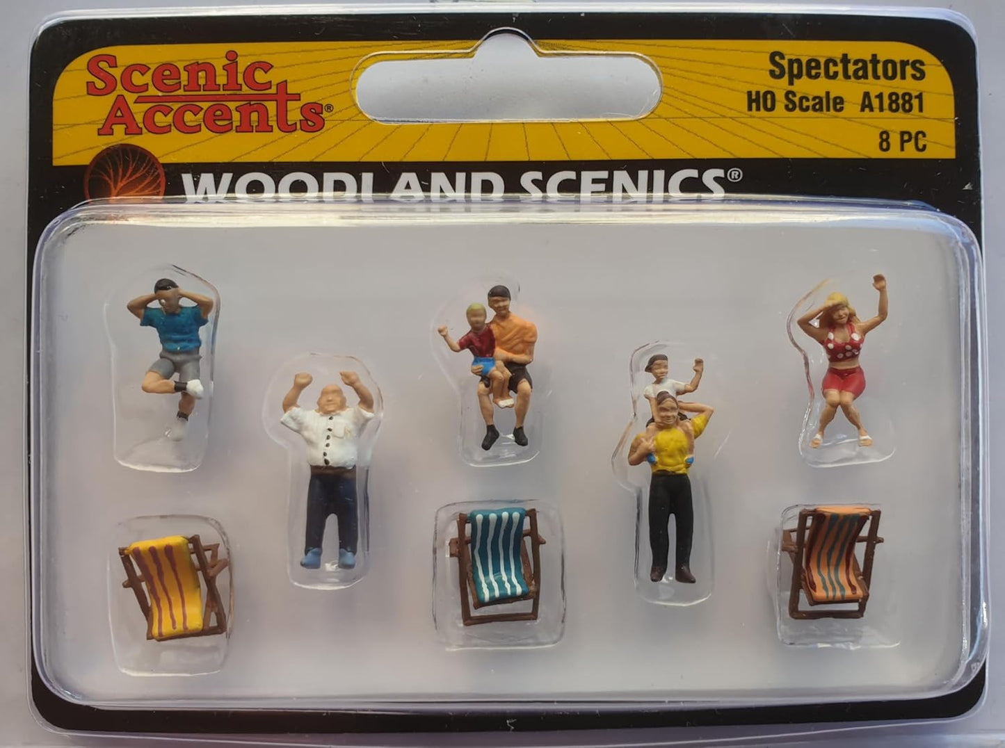 Scenic Accents A1881 Spectators (8 pieces - 5 figurines and 3 chairs) painted - Chester Model Centre