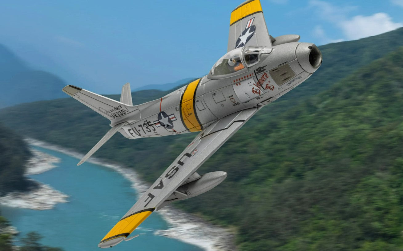 CORGI Aviation Archive AA35817 Limited Edition North American F-86E-10-NA-Sabre - Eleanor, CHRISTINE / William T. 'Bill' Whisner Jr