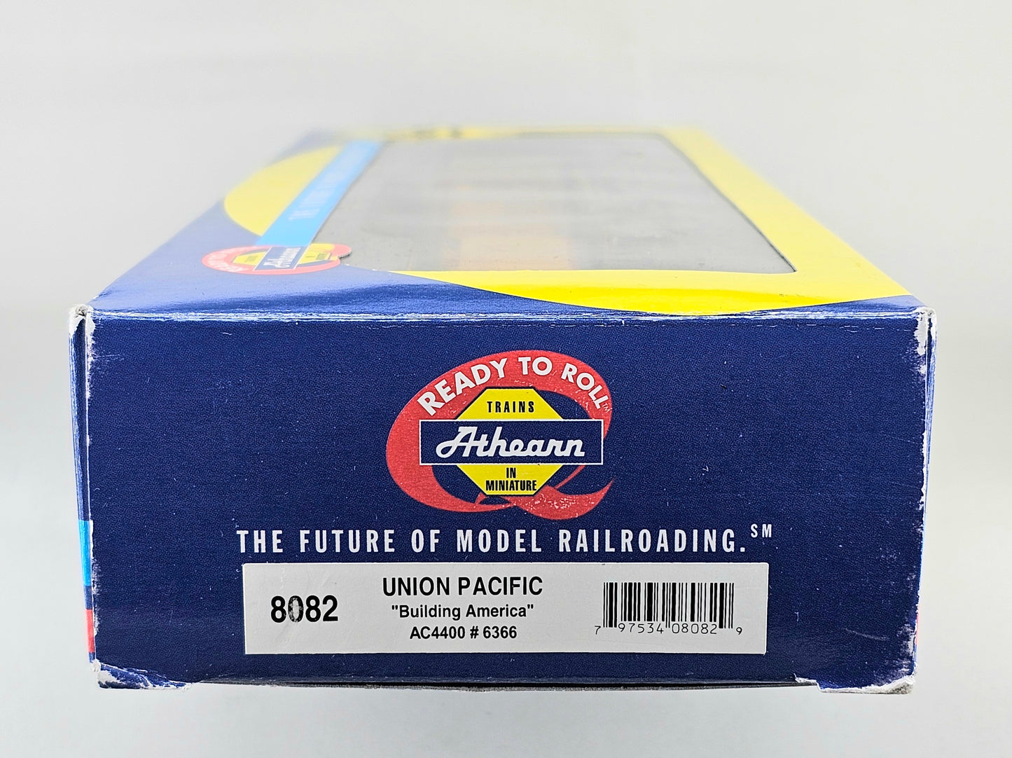 ATHEARN #8082 HO Gauge AC4400 UNION PACIFIC #6366 'Building America' Locomotive with Directional Lighting - DCC Ready (Quick Plug Equipped - 8 Pin Manufacturer Specific Decoders)