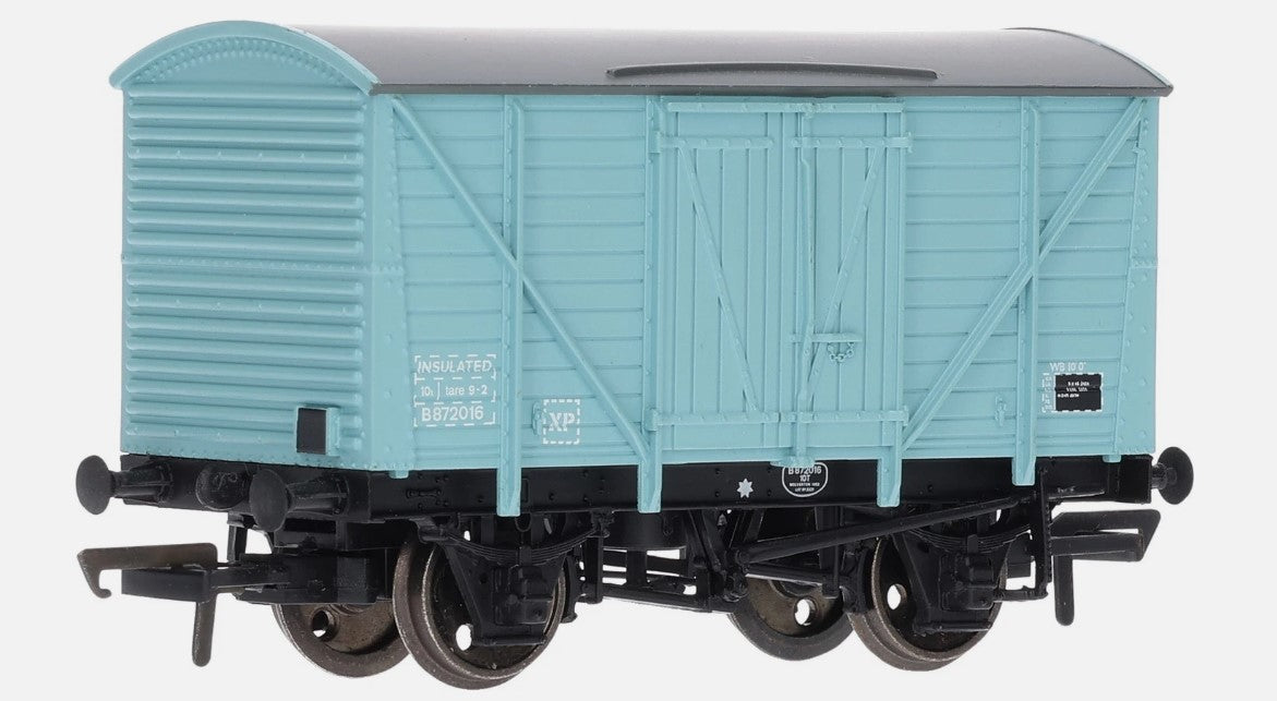 BACHMANN OO Gauge 38-190A 12T Insulated Van Light Blue No. B872016