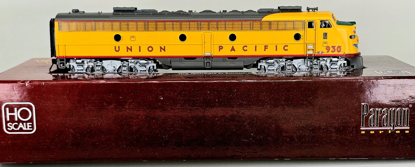 BROADWAY Limited Imports HO Scale 464 - EMD E8A Union Pacific #930 Yellow/Red Livery with Snow Shields (DCC Sound fitted)