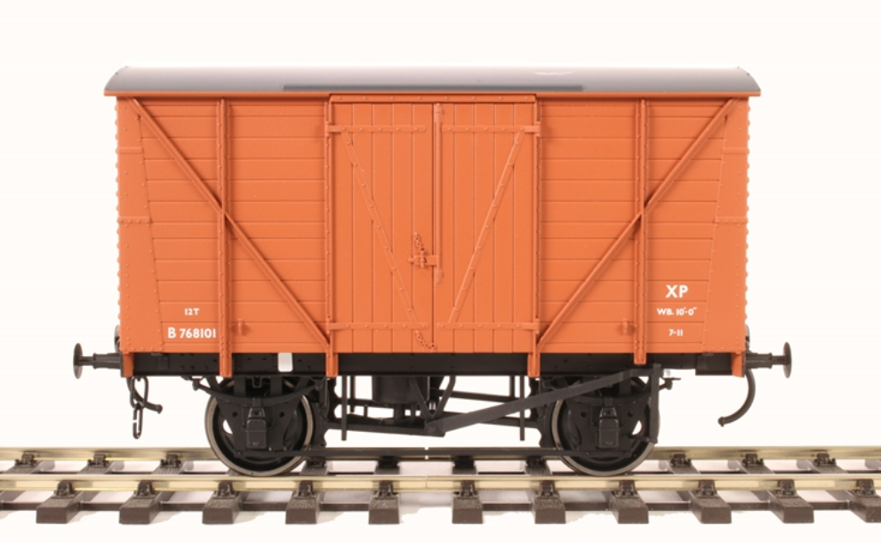 DAPOL 7F-056-004 BR Standard Planked Van Bauxite B768101