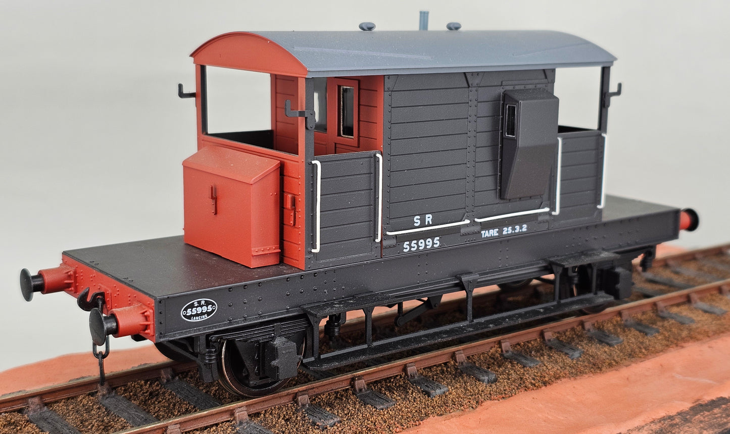 DAPOL 7F-100-001 SR Brake Van Bauxite No.55995 - Chester Model Centre