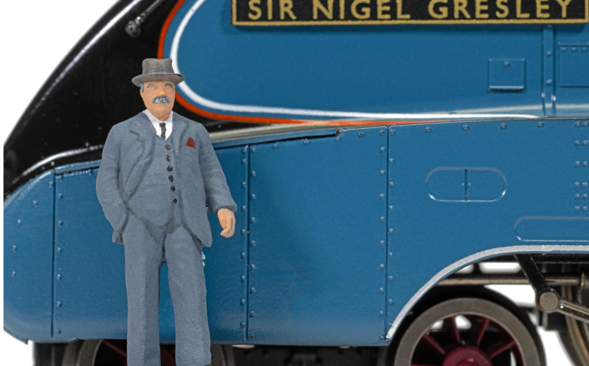 Hornby R30555 LNER - Class A4 - 4498 'Sir Nigel Gresley' with figure - Limited Edition (150th Anniversary Collection)