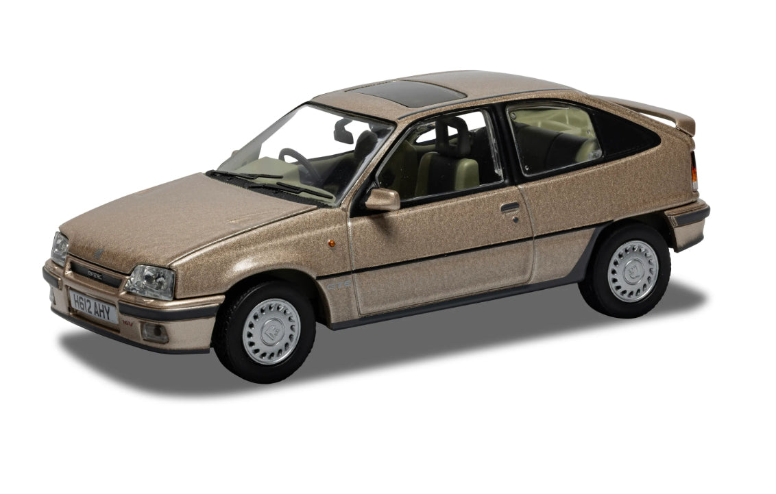 Corgi Vanguards VA13209 Vauxhall Astra Mk2 GTE 16V, Rembrandt Silver - Chester Model Centre