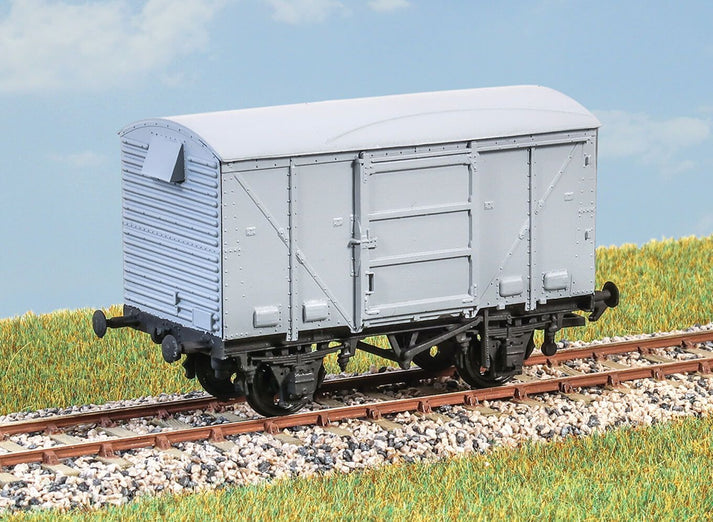 Parkside by Peco PC42 BR 12ton Fruit Van HO/OO Gauge - Chester Model Centre