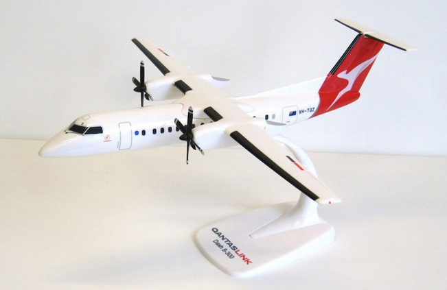 PPC Holland Qantas Bombardier Dash 8-300 1:100 - Chester Model Centre
