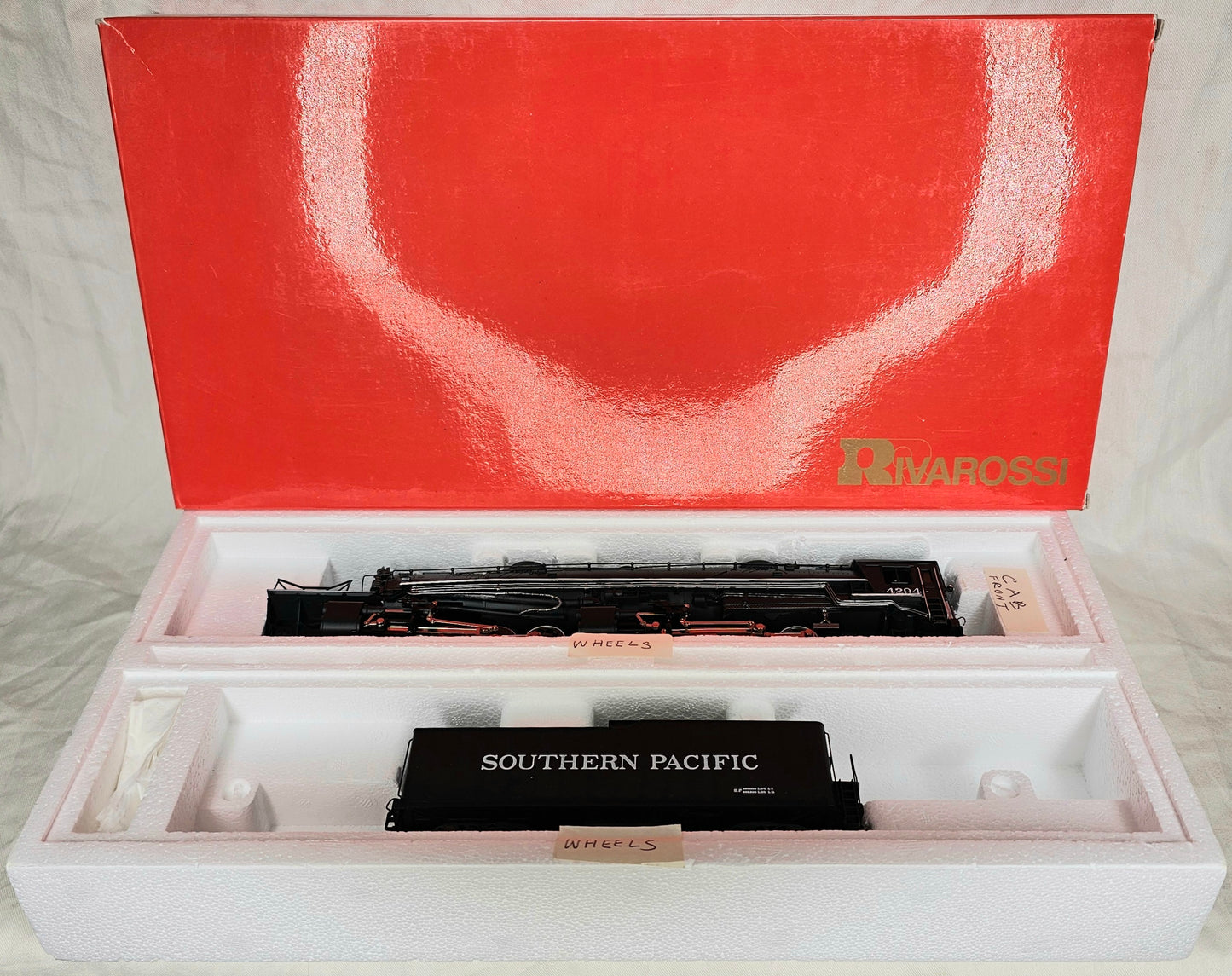 RIVAROSSI HO Gauge #5426 Southern Pacific AC11 4-8-0 0-8-2 Cab Forward Articulated Steam Locomotive No.4294 - Chester Model Centre