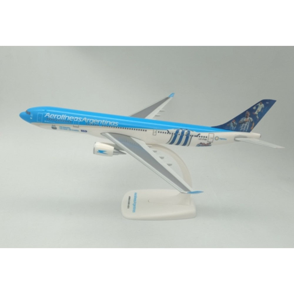 PPCAEROLINEA330 - 1/200 AEROLINEAS ARGENTINA WORLD CUP WINNERS A330-200 - Chester Model Centre
