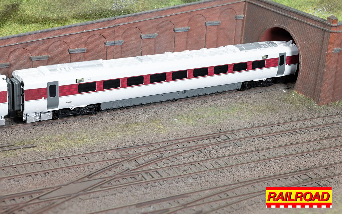 HORNBY R40489 RailRoad: LNER - Class 800 - 814201 MC Coach Standard Coaches Era 11 - Present Day (2014 - Present) - Chester Model Centre