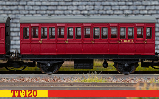SALE - Hornby TT4060 BR 4 Wheel Coach 3rd Class