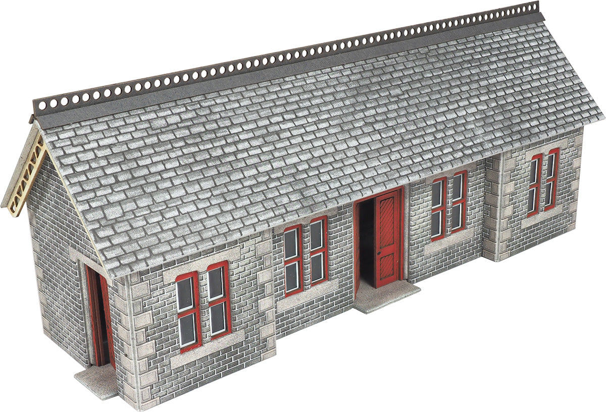 PO334 00/H0 SCALE SETTLE/CARLISLE RAILWAY STATION SHELTER - Chester Model Centre