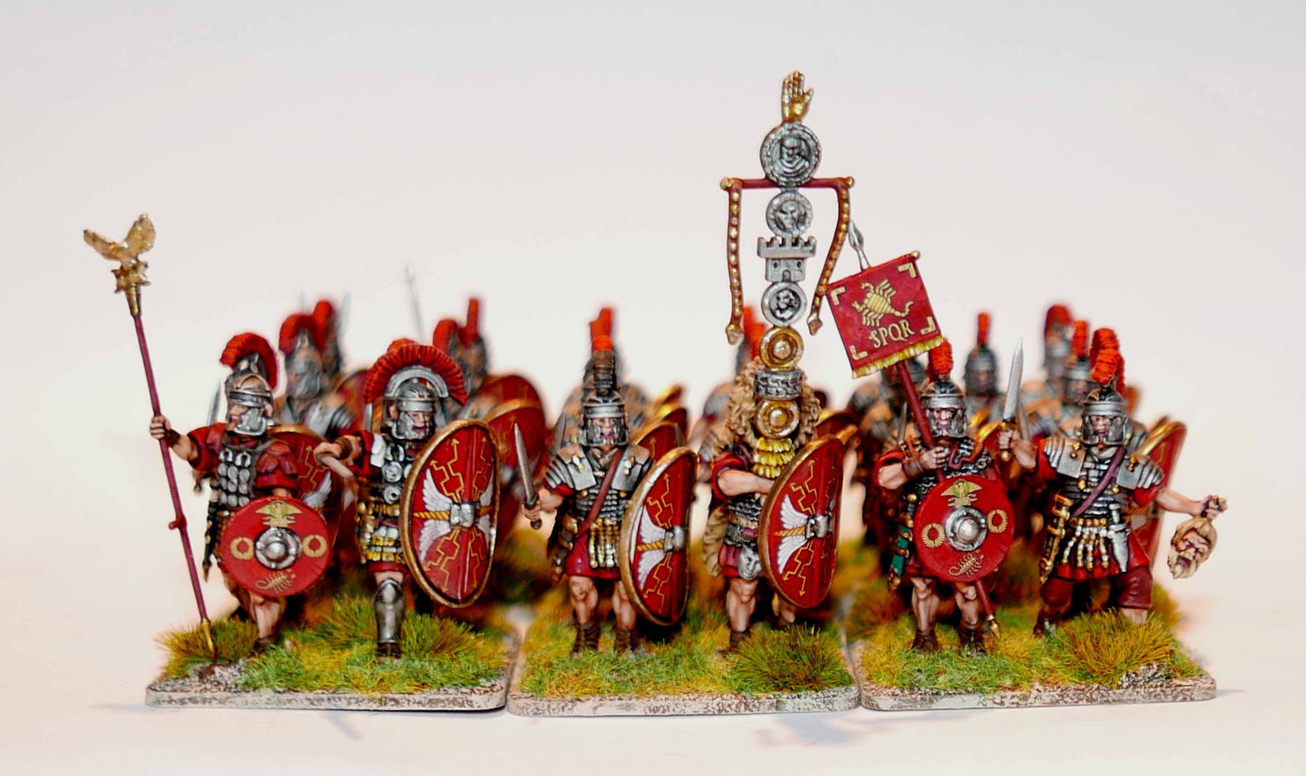 Early Imperial Roman Legionaries Advancing - Chester Model Centre