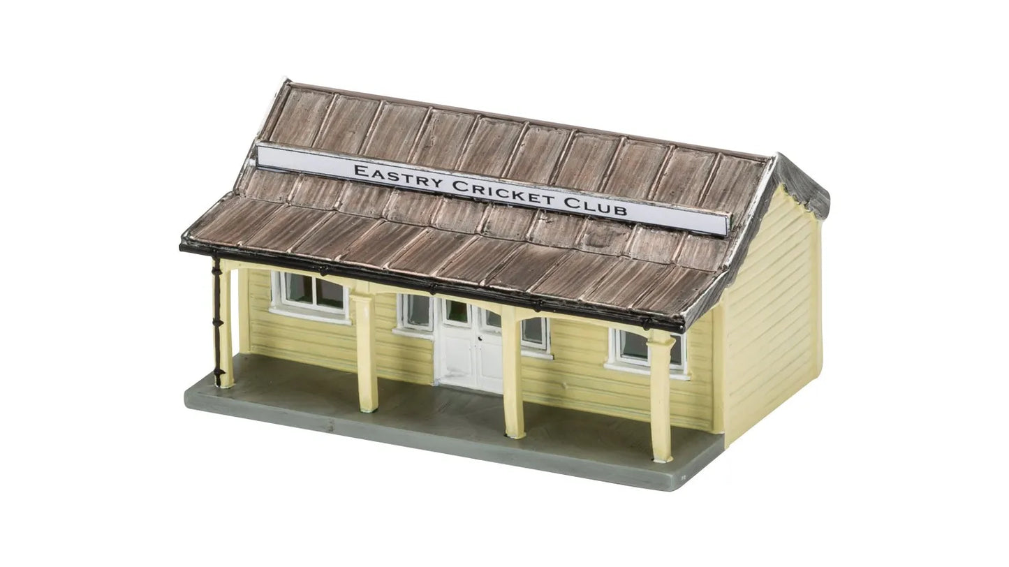 Hornby R9853 Eastry Cricket Club - Chester Model Centre