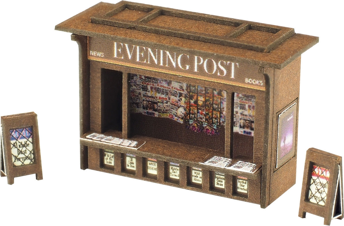 PN817 N Gauge Platform Kiosk - Chester Model Centre