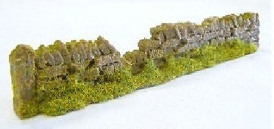 OO Gauge Old Damaged Light Brown Roadside Wall (Bag of 6) - Chester Model Centre
