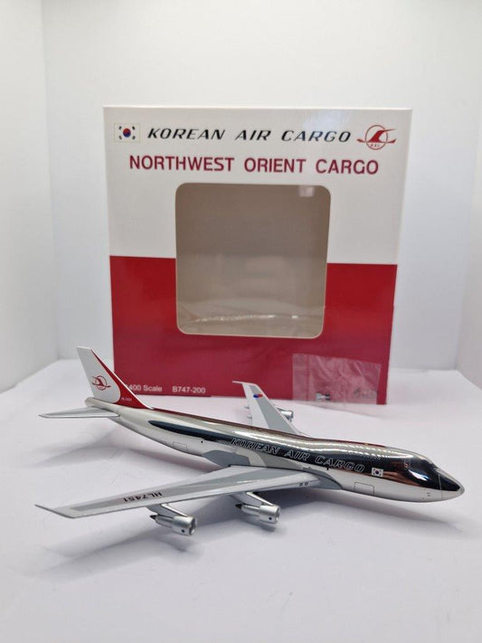 Big Bird 1:400 Korean Air Cargo Northwest Orient Cargo B747-200 - Chester Model Centre