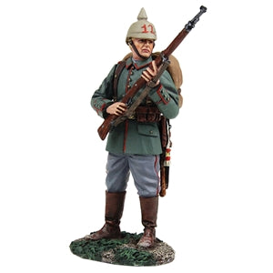 50066C German 12th Regiment Grenadier at the Ready 1914 - Chester Model Centre