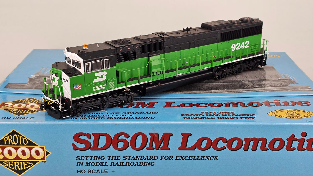 PROTO 2000 SERIES HO Scale Item:30157 SD60M Burlington Northern Locomotive #9242 in Green/Black Livery (DC Only) - Chester Model Centre