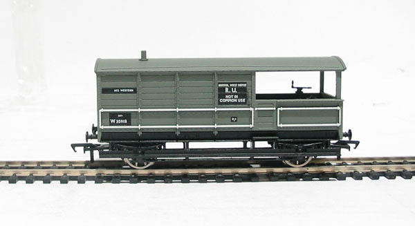Bachmann Branch line 33-306 20 Ton Toad Brake Van BR Grey OO Gauge - Chester Model Centre