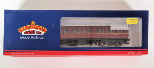 Bachmann 34-604C OO Gauge Mark 1 Suburban Open Maroon With Passengers - Chester Model Centre