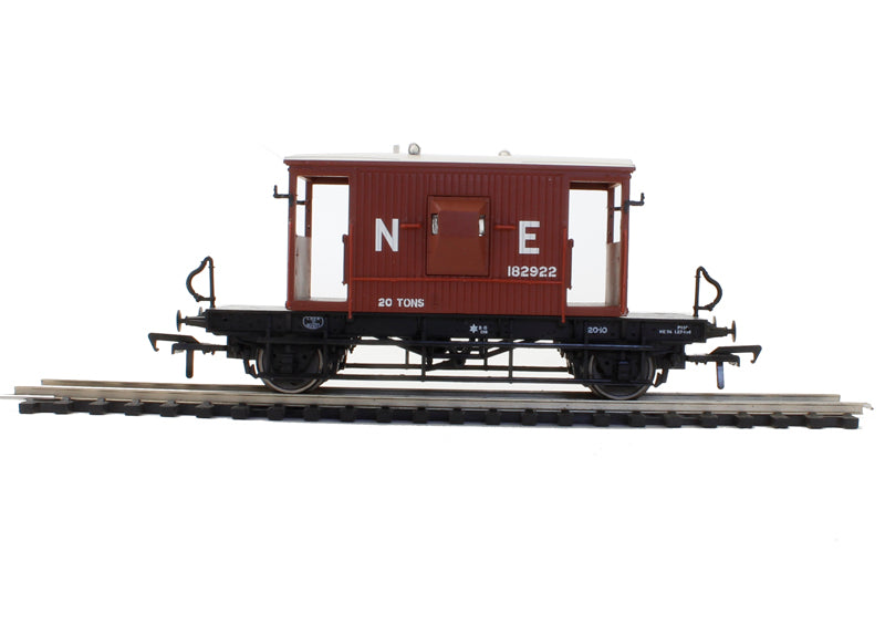 37-529A Bachmann Branch line 20T Brake Van LNER Oxide - Chester Model Centre