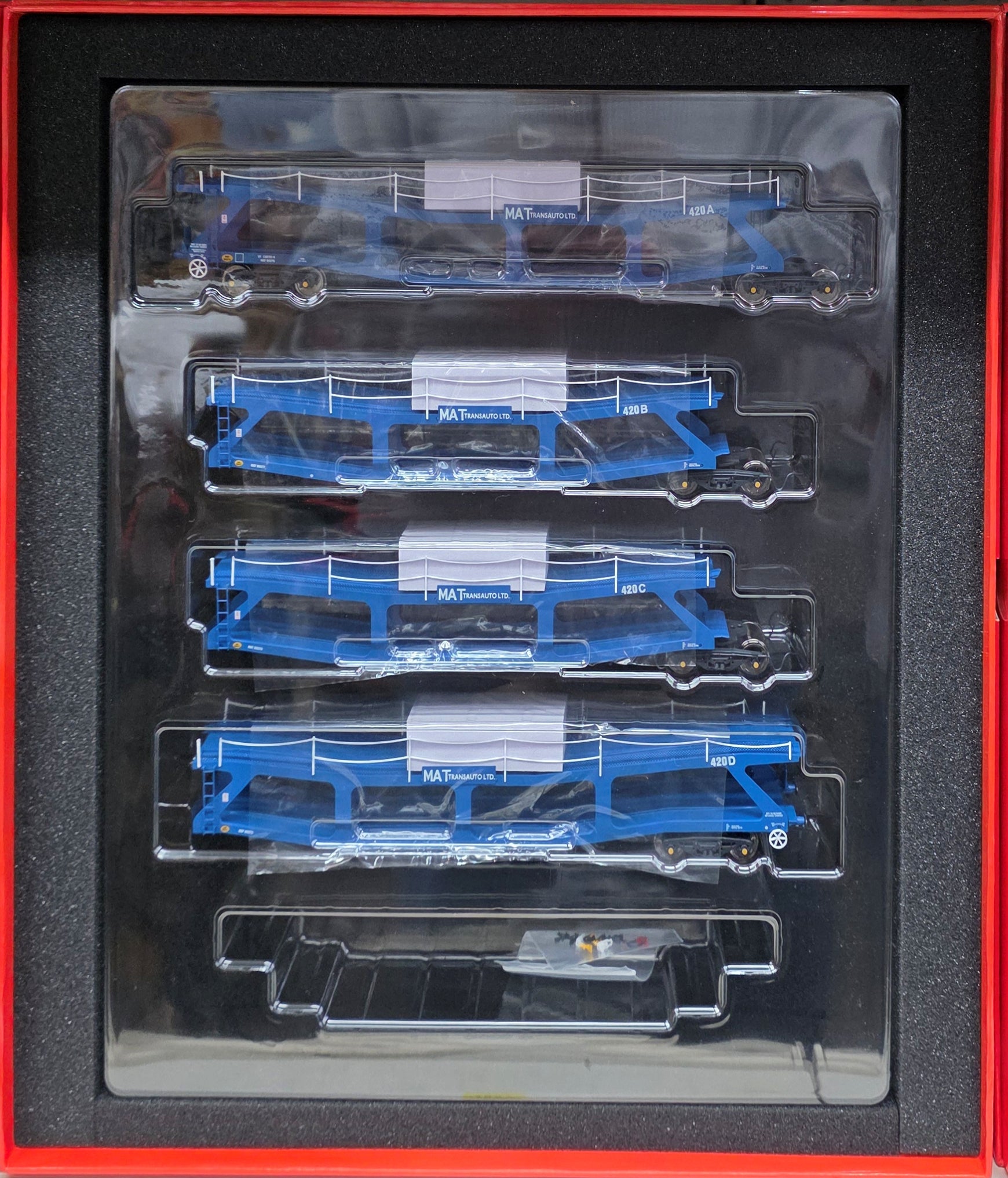 Revolution Trains RT-OO-CAR4-402A Quad set Cartic-4 car carrier - MAT Transauto Blue (Set A) - Chester Model Centre
