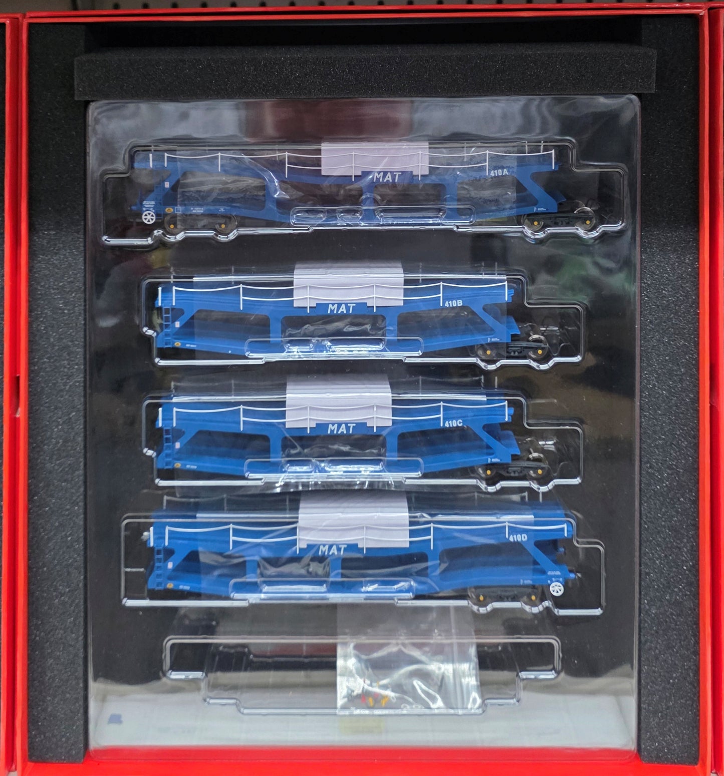 Revolution Trains RT-OO-CAR4-402B Quad set Cartic-4 car carrier - MAT Transauto Blue (Set B) - Chester Model Centre