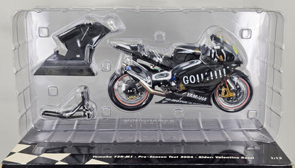 MINICHAMPS 122 043946 - 1/12 Scale YAMAHA YZR-M1 Pre-Season Test 2004 Valentino Rossi - Chester Model Centre