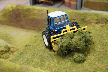 Britains Farm Series 1:32 Scale 43369 Britains Buck Rake
