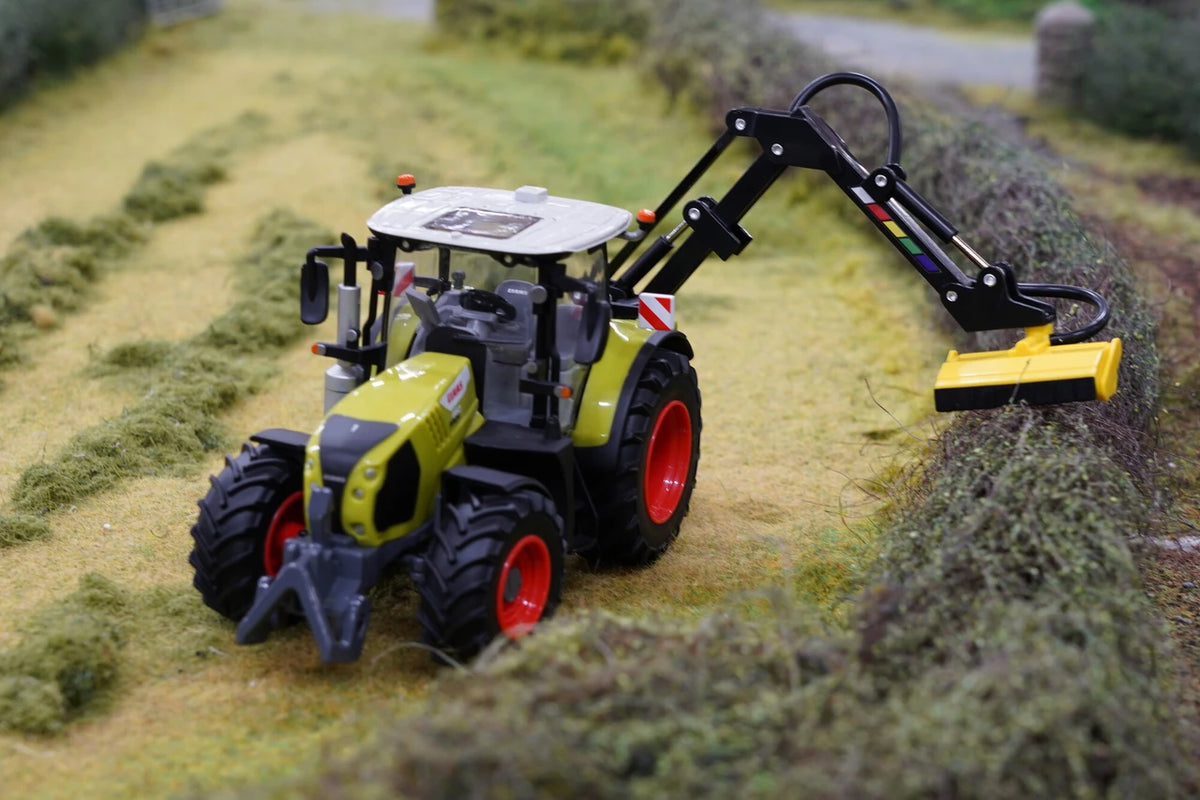 Britains Farm Series 1:32 Scale 43384 Hedge Cutter