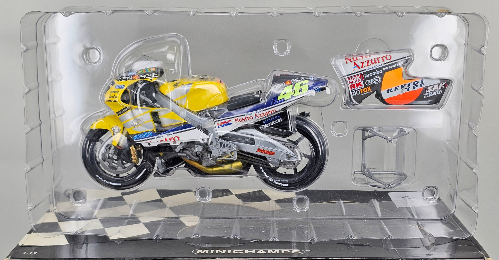 MINICHAMPS 122 016146 - 1/12 Scale Die-Cast HONDA NSR 500 Team Nastro Azzuro 500cc GP 2001 - Chester Model Centre