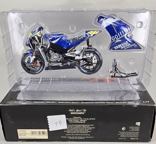 MINICHAMPS 122 053046 - 1/12 Scale Die-Cast YAMAHA YZR-M1 Valentino Rossi Gauloises Yamaha Team MotoGP 2005 - Chester Model Centre