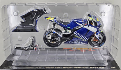 MINICHAMPS 122 053046 - 1/12 Scale Die-Cast YAMAHA YZR-M1 Valentino Rossi Gauloises Yamaha Team MotoGP 2005 - Chester Model Centre
