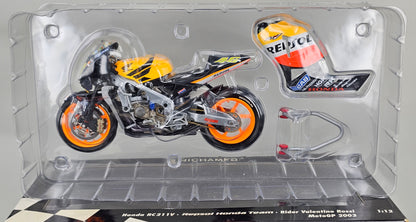 MINICHAMPS 122 037146 1/12 Scale Die-Cast HONDA RC211V Repsol Honda Team Valentino Rossi MotoGP 2003 - Chester Model Centre