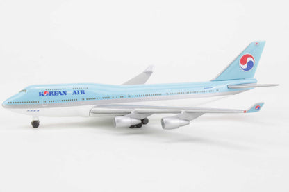 Herpa Wings 1:500 Korean Air Boeing 747-400 500890 - Chester Model Centre