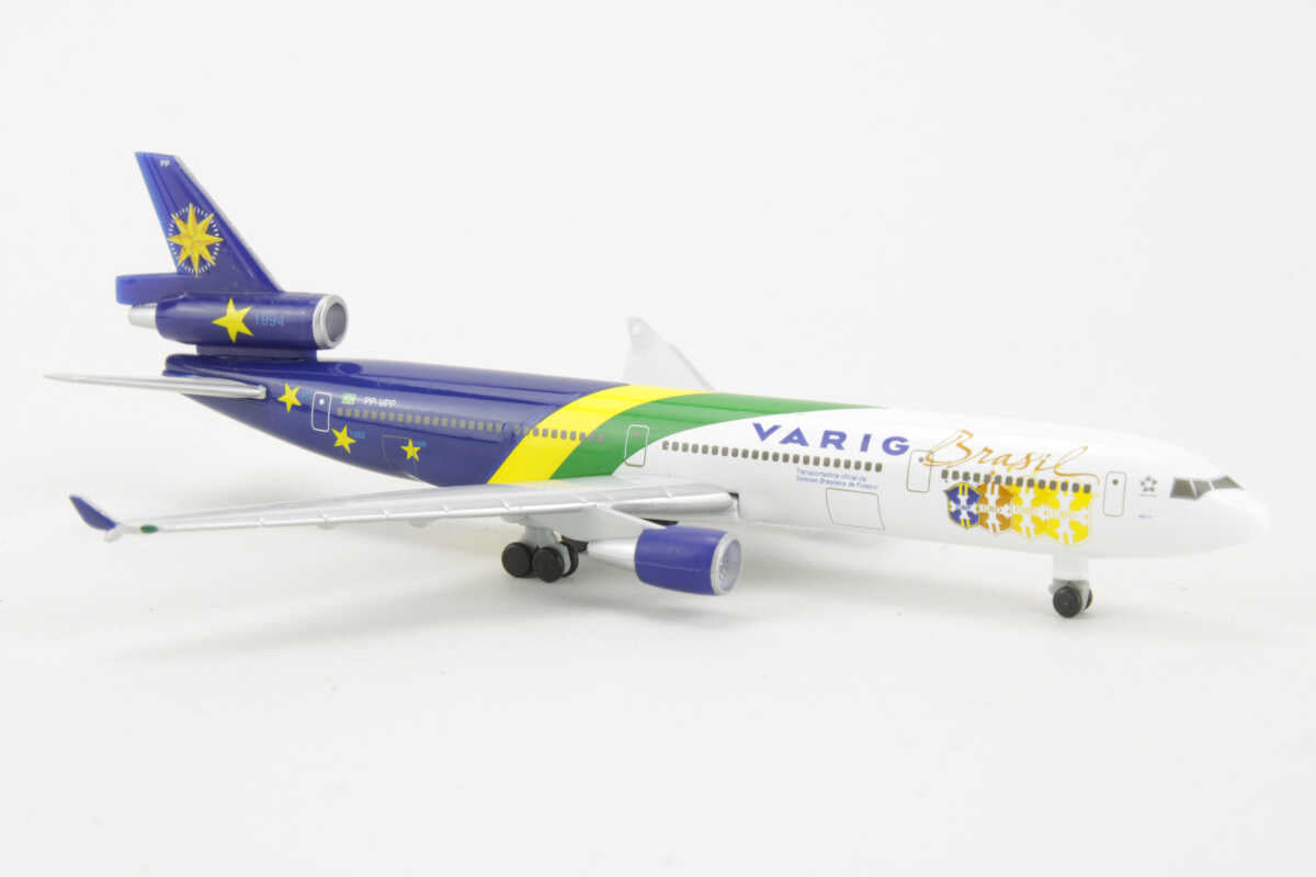 Herpa Wings 512794 Varig Brasil Boeing McDonnell Douglas MD-11 (1:500) - Chester Model Centre