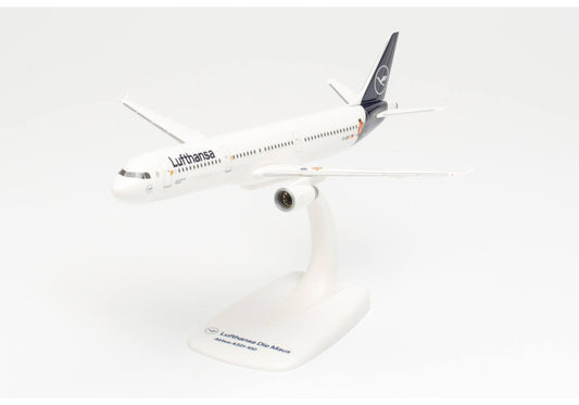 Herpa Lufthansa Airbus A321 "Die Maus" D-AIRY 1/200 612432 - Chester Model Centre