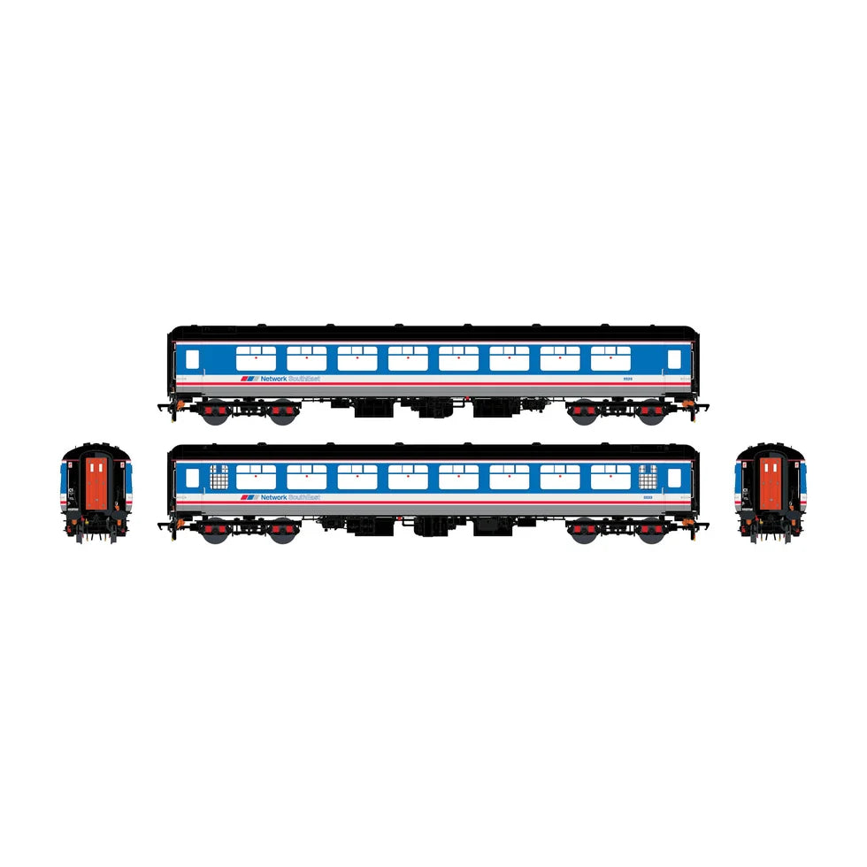 ACCURASCALE #ACC3239 BR MK2c TSO 5525 Open Second - Large Toilet Window - Network Southeast