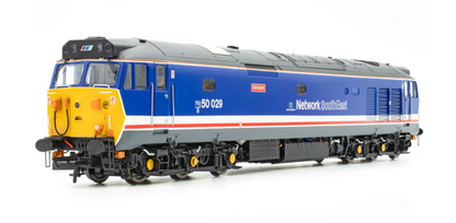 ACCURASCALE ACC2520 BR Class 50 Locomotive - 50029 RENOWN Revised NSE (Dark Blue/WofE Era 8)