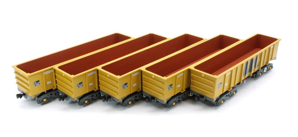 Accurascale ACC2965 Set of 5 PTA - ARC Early (Procor) Wagons - Pack 2 Eras 7/8