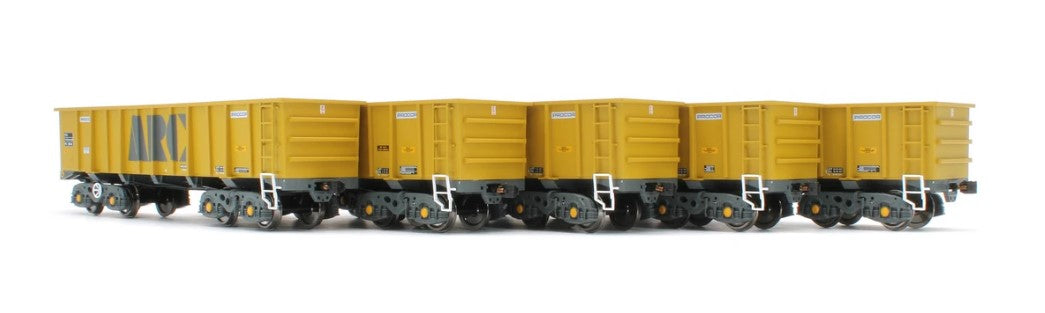 Accurascale ACC2965 Set of 5 PTA - ARC Early (Procor) Wagons - Pack 2 Eras 7/8