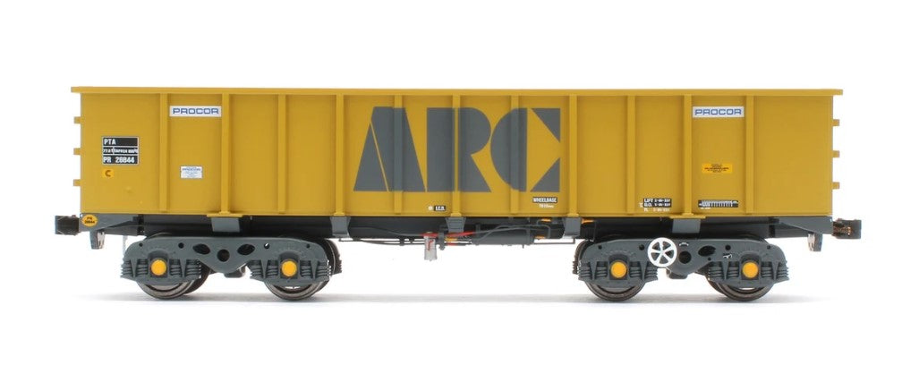 Accurascale ACC2965 Set of 5 PTA - ARC Early (Procor) Wagons - Pack 2 Eras 7/8